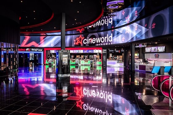 1000 多台科视电影机将成为 Cineworld 旗下影院的指定产品